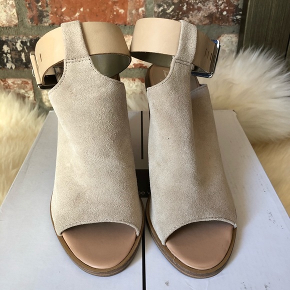 NEW Marc Fisher LTD Vashi Ankle Strap Sandal - Picture 2 of 8